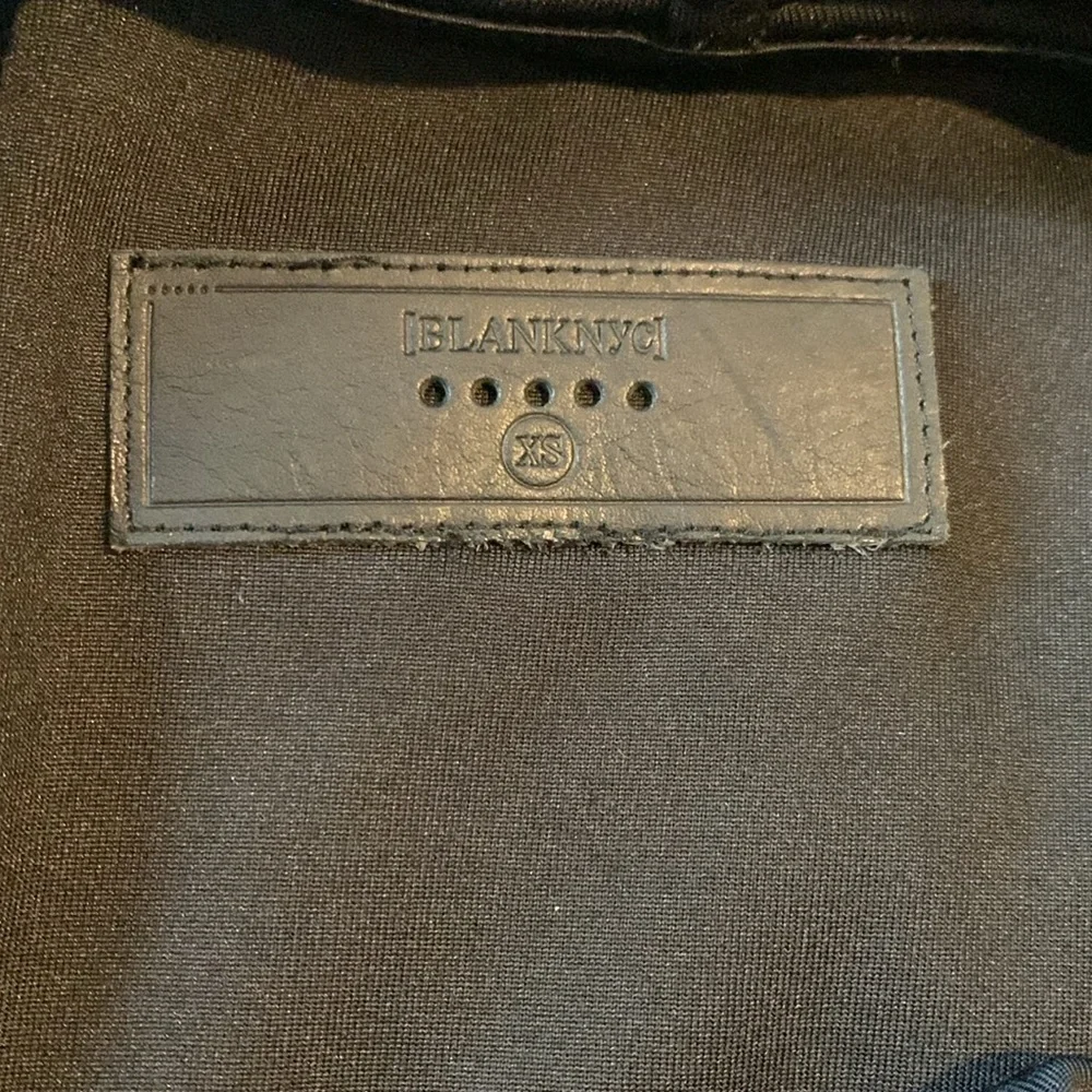 XS BLANKNYC BLACK VELVET ASYMMETRICAL JACKET NWOT - Picture 7 of 8